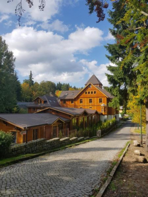 Отель Józefina Apartments, Шклярска-Поремба